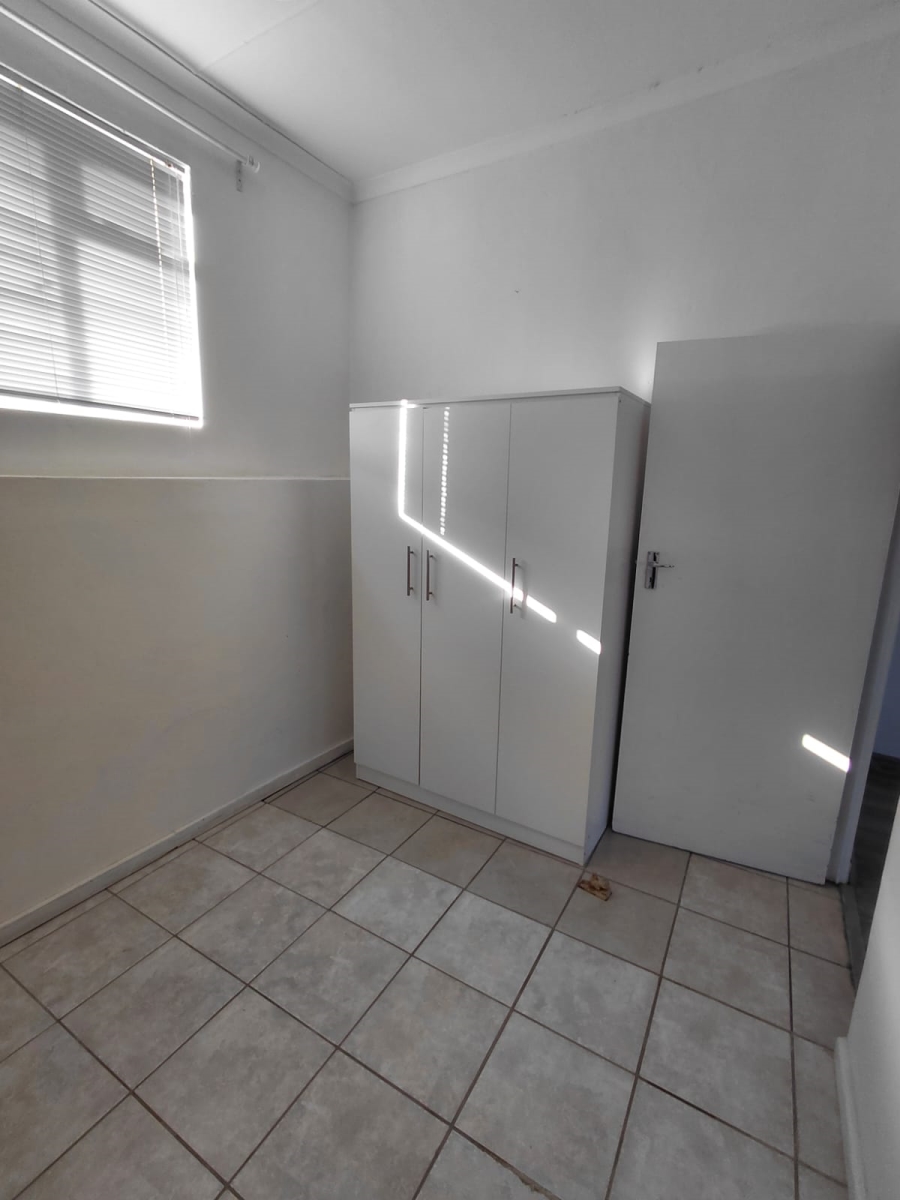To Let 2 Bedroom Property for Rent in Stilbaai Oos Western Cape